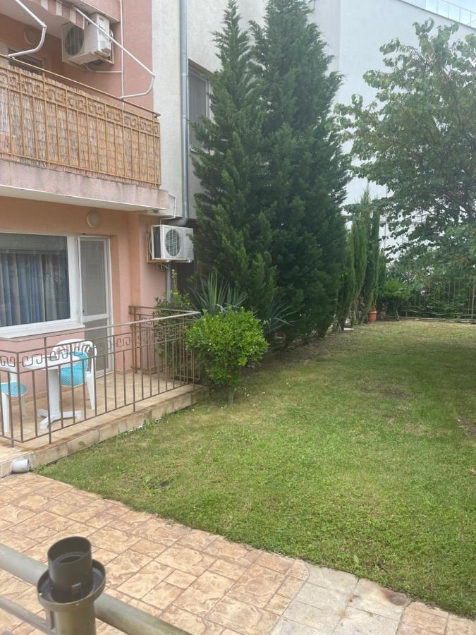 Ferienwohnung Le Premiere Randevu Sweti Wlas Exterior foto