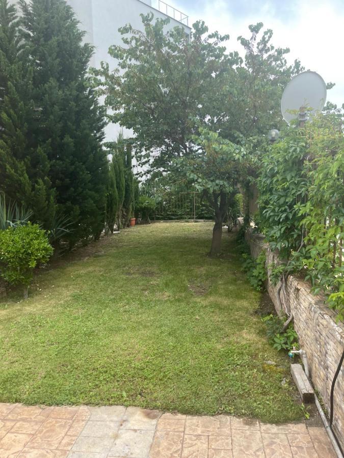 Ferienwohnung Le Premiere Randevu Sweti Wlas Exterior foto