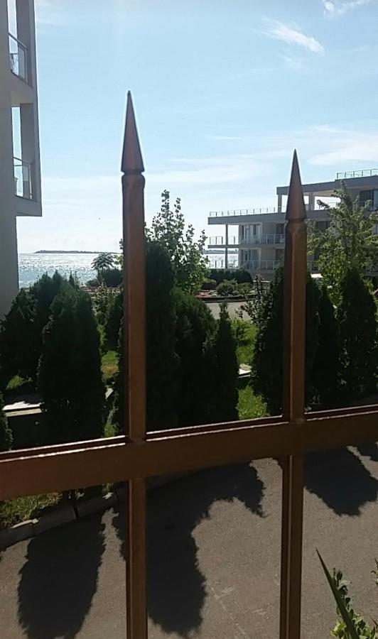 Ferienwohnung Le Premiere Randevu Sweti Wlas Exterior foto